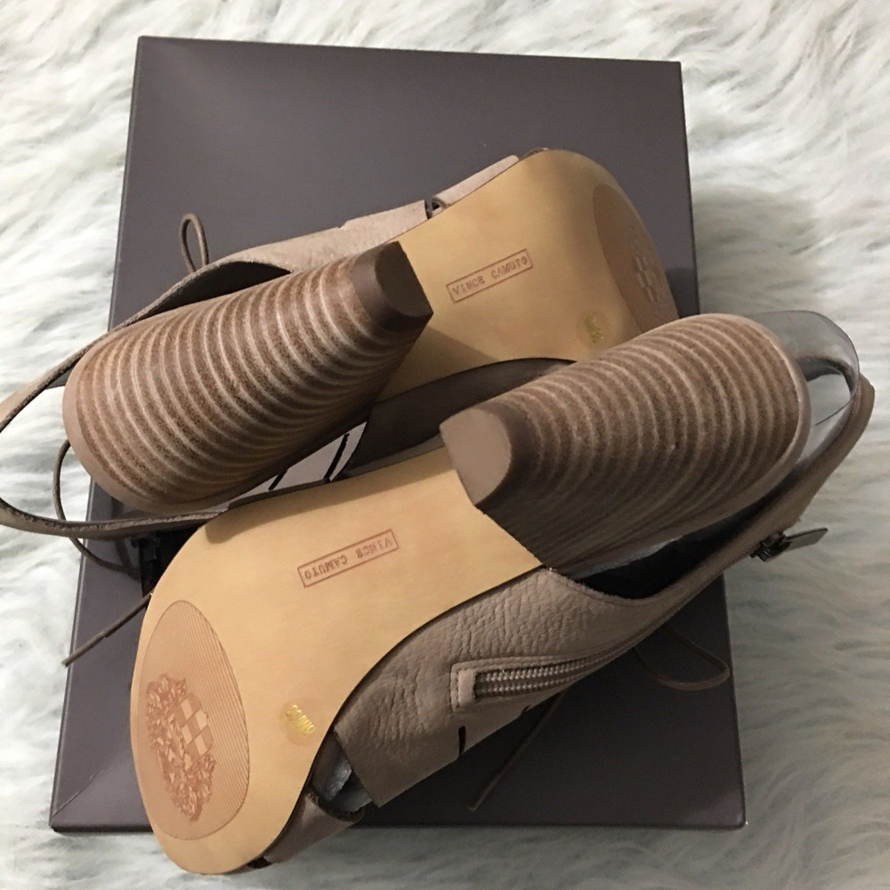 Vince Camuto Estie 9 Heels Taupe Beige Open Toe - Picture 8 of 8